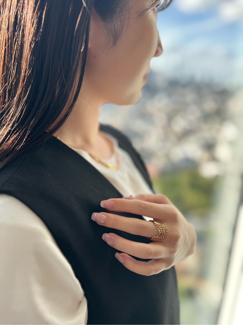shioriさんの「COCOSHNIK｜シルバー ドレープルーズ チェーンリング GP」を使ったコーディネート