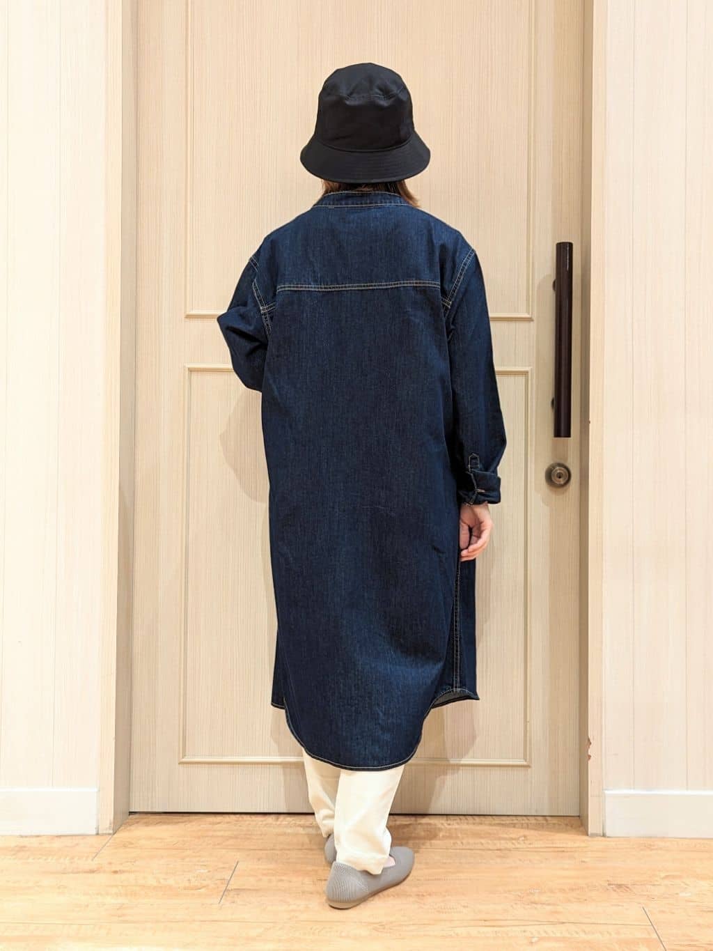 manikoさんの「SHOO･LA･RUE｜【SS-3L/無理せずスリム】 ぐんぐん伸びる イージーテーパードパンツ」を使ったコーディネート