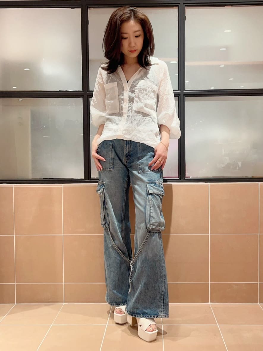 kaoriさんの「ESPERANZA｜◆【ラク盛り／サンダル】リピーター続出／脚長美脚　ラク盛り厚底サンダル　24年Ver」を使ったコーディネート