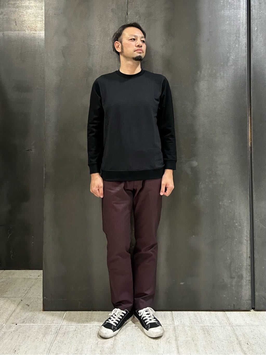 coheyさんの「TAKEO KIKUCHI｜【全7サイズ&times;8色展開！】トップマルチヘリンボン パンツ」を使ったコーディネート