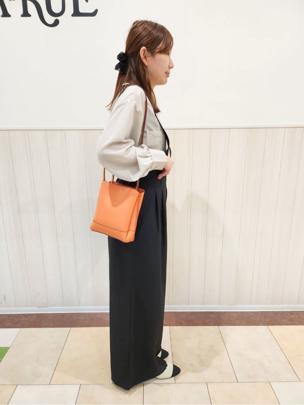 shioriさんの「SHOO･LA･RUE｜」を使ったコーディネート