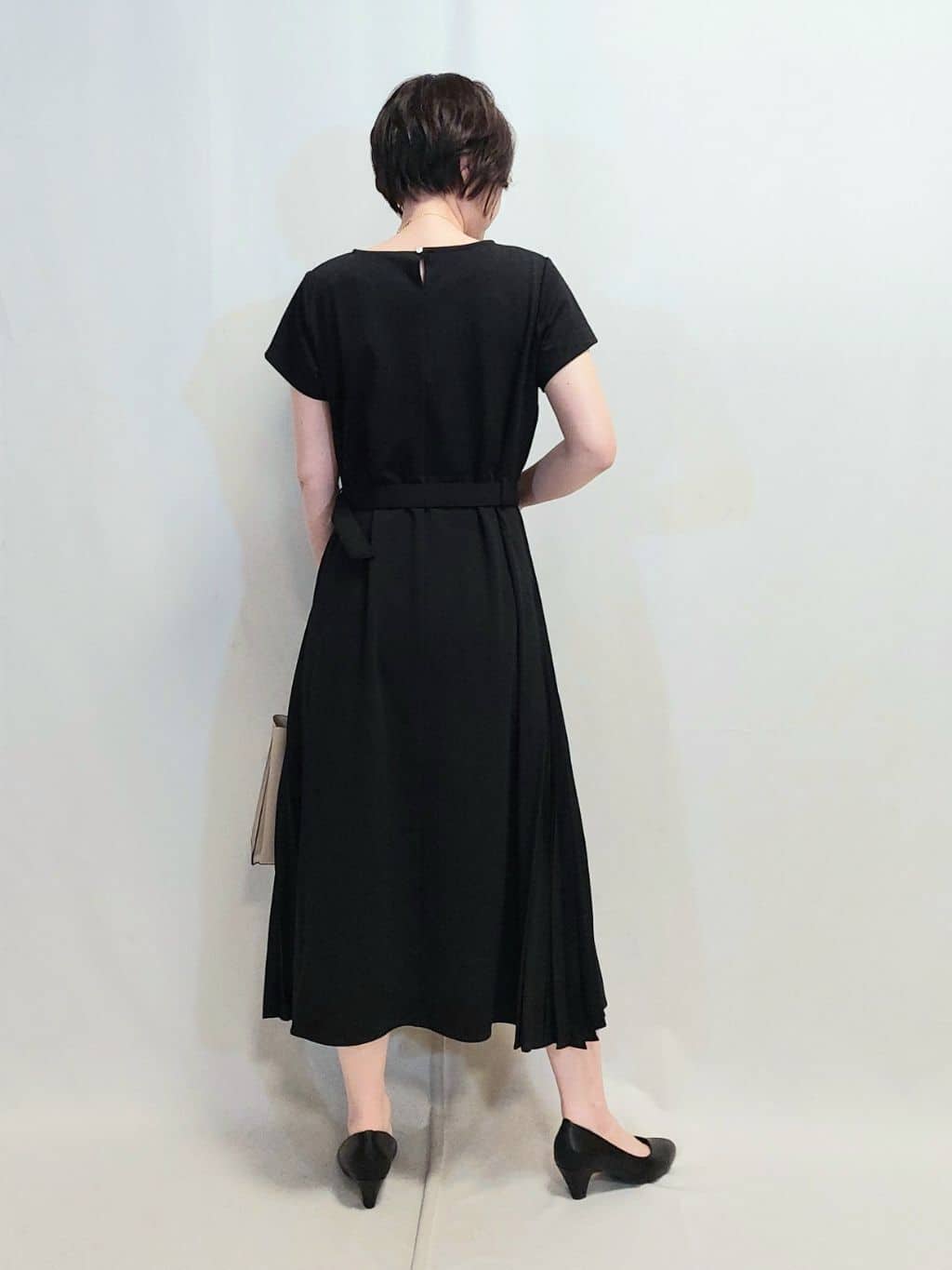 aidaさんの「grove｜【人間工学】つつまれフィットパンプス【入卒対応可】」を使ったコーディネート