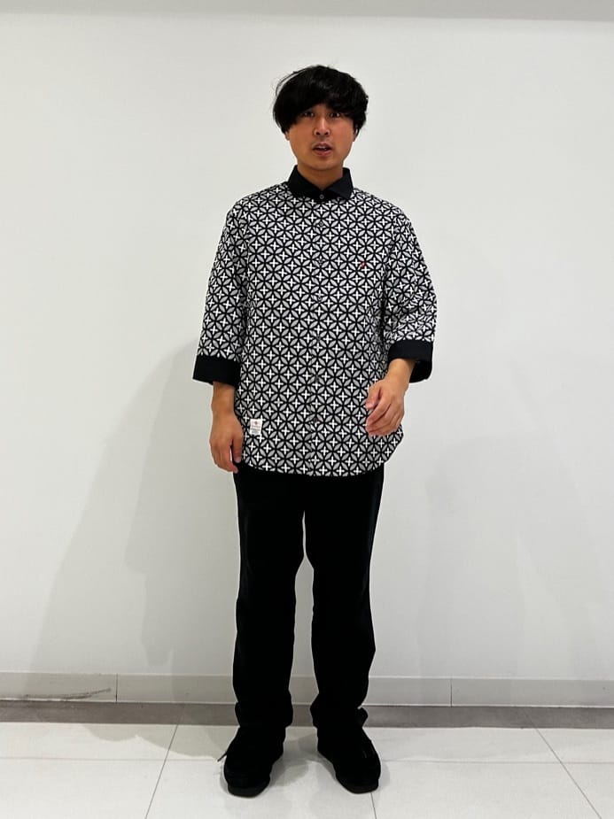 MATSUBARAさんの「DRESSTERIOR｜◆オーバーラップサークル スリークオーターシャツ」を使ったコーディネート