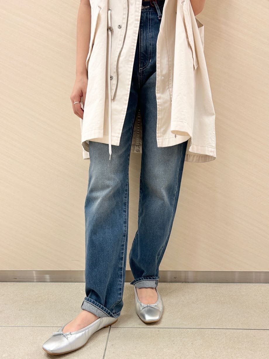 OCHIAIさんの「DRESSTERIOR｜【ウォッシャブル】テーパードコンフォートデニム」を使ったコーディネート
