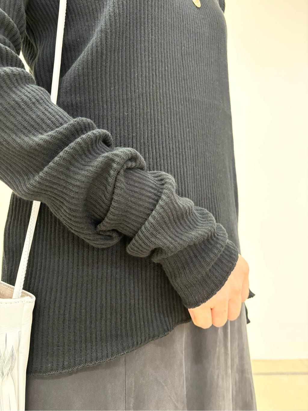 YOKOTAさんの「DRESSTERIOR｜チェーンブレスレット」を使ったコーディネート