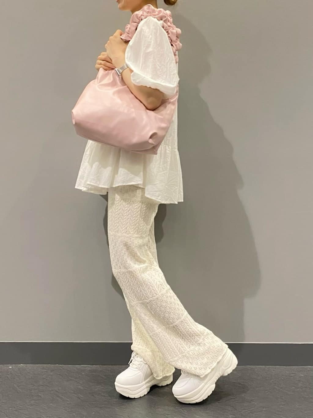 hiraさんの「ESPERANZA｜厚底 ボリュームスニーカー 【軽量】」を使ったコーディネート