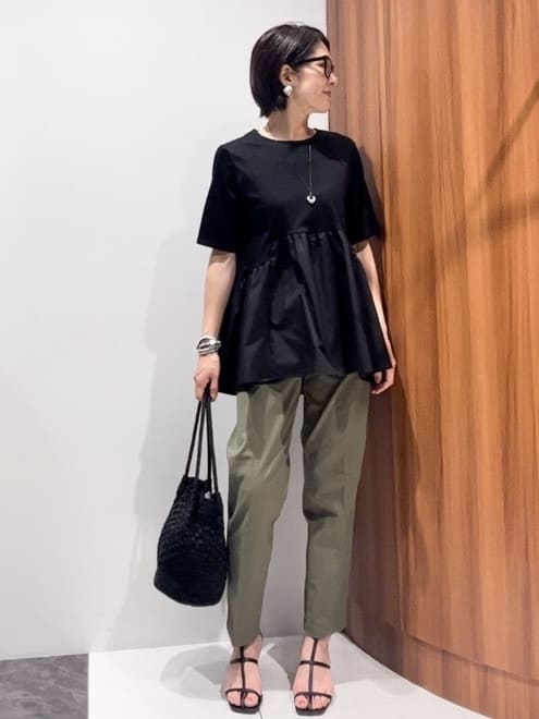 NAKAさんの「OPAQUE.CLIP｜ストレッチベイカーパンツ／オーガニックコットン混【洗濯機洗い可／ストレッチ】」を使ったコーディネート