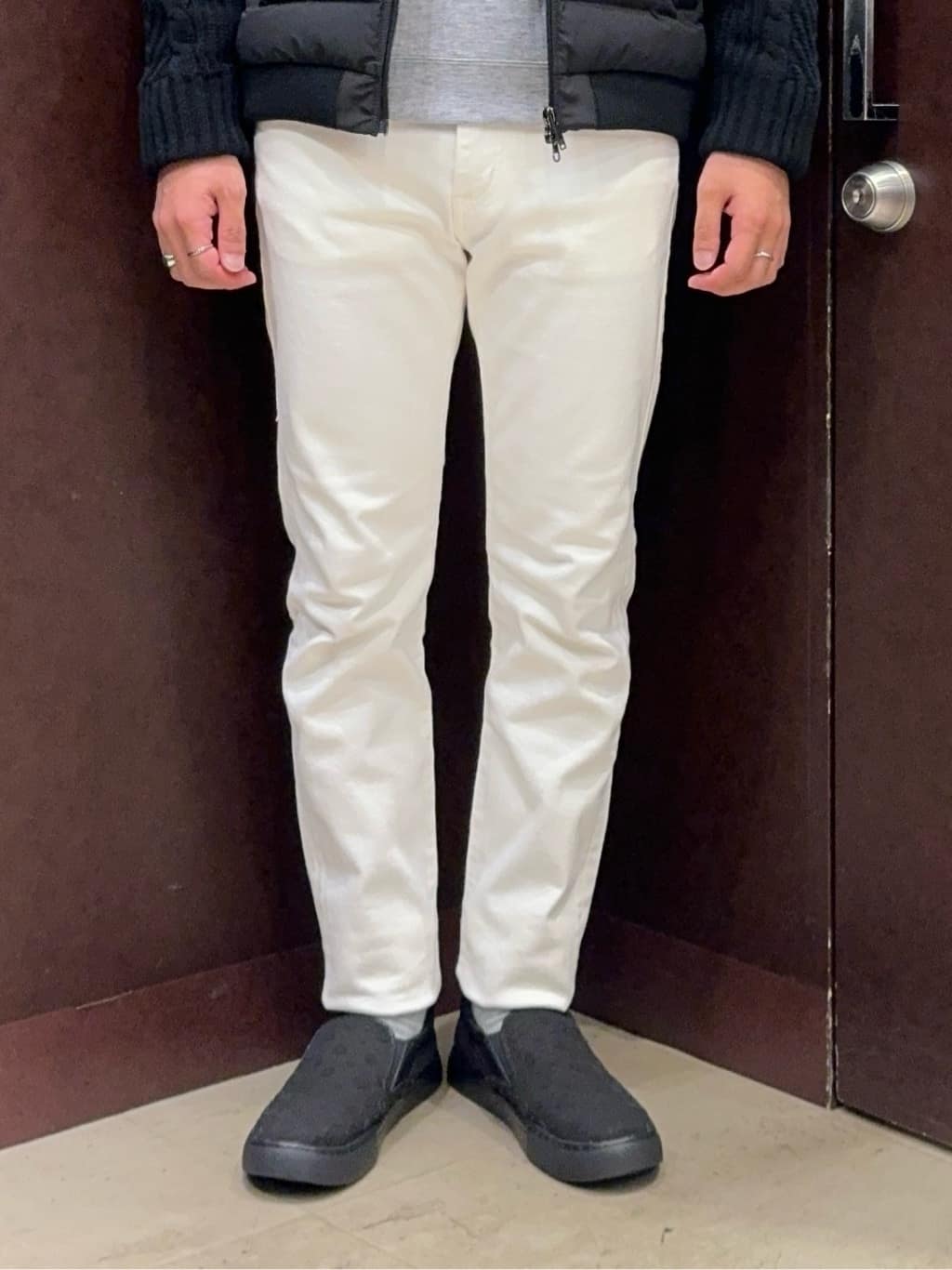 shuheiさんの「TAKEO KIKUCHI｜【Sサイズ～】ストレッチ デニム パンツ」を使ったコーディネート
