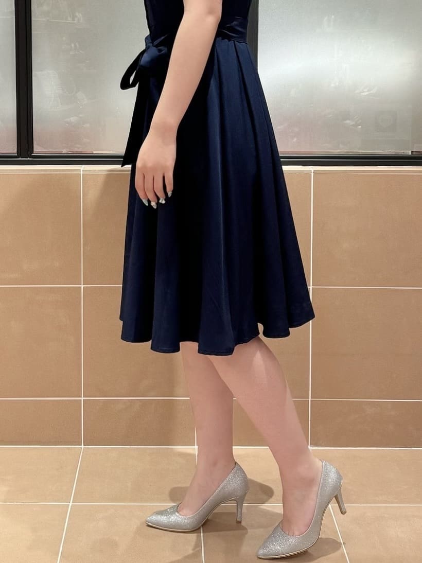 すみれさんの「ESPERANZA｜【12時間パンプス】約8.5?／ラメ素材　歩きやすくて疲れにくい」を使ったコーディネート