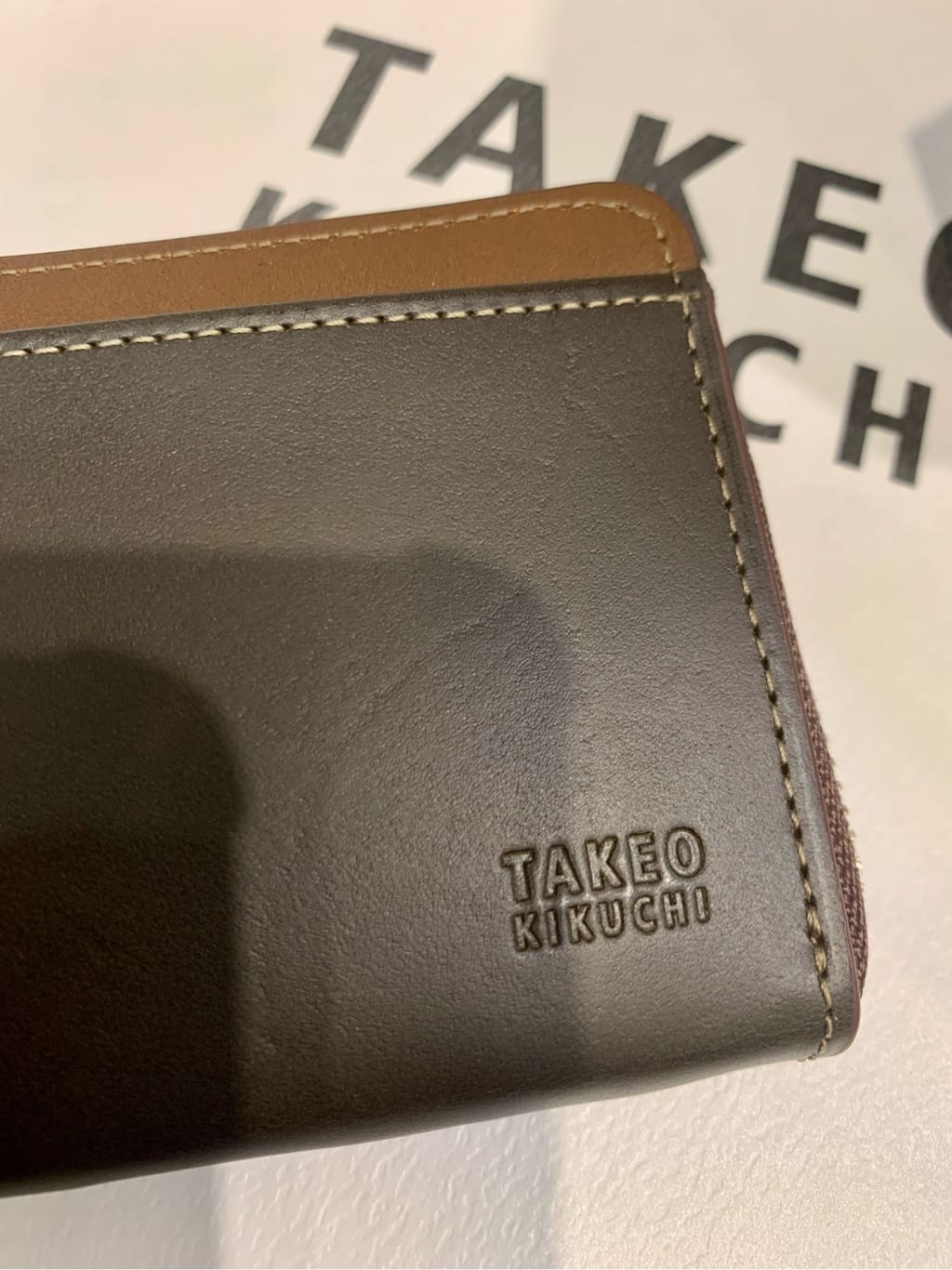 木村剛さんの「TAKEO KIKUCHI｜アンティーク調レザー コインケース」を使ったコーディネート