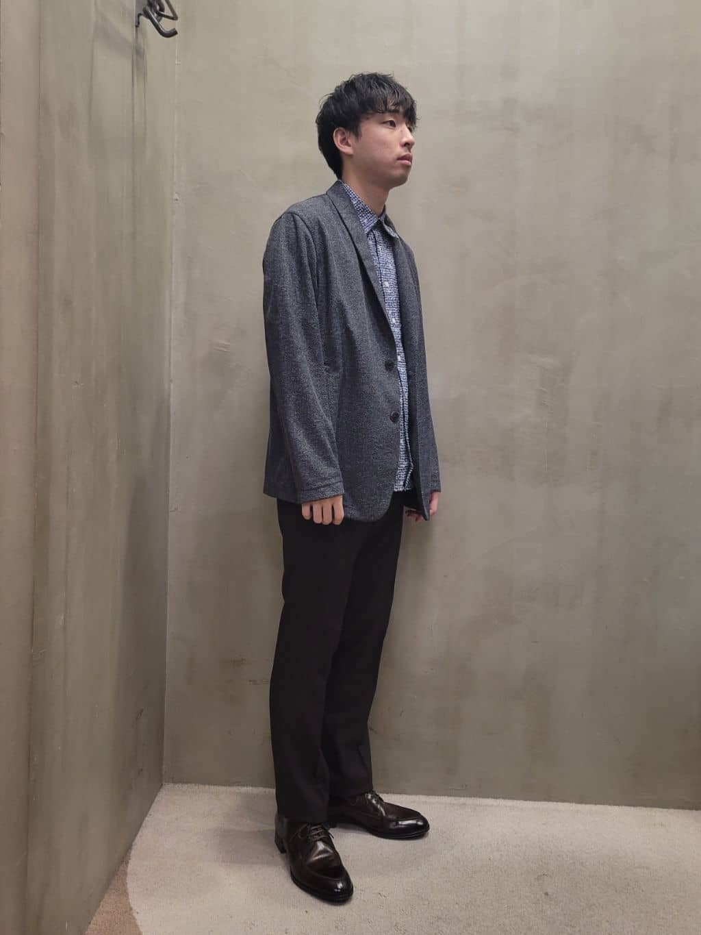 白木駆さんの「TAKEO KIKUCHI｜日本製 Uチップ ドレスシューズ」を使ったコーディネート