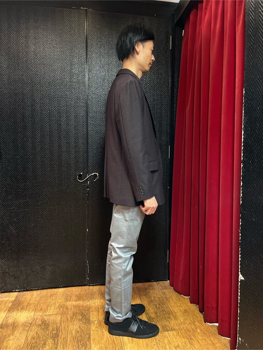  matsuさんの「TAKEO KIKUCHI｜【全7サイズ&times;8色展開！】トップマルチヘリンボン パンツ」を使ったコーディネート
