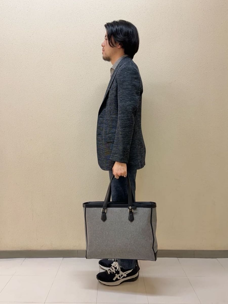 及川さんの「TAKEO KIKUCHI｜【尾州織】リネンブレンド メッシュ ジャケット」を使ったコーディネート