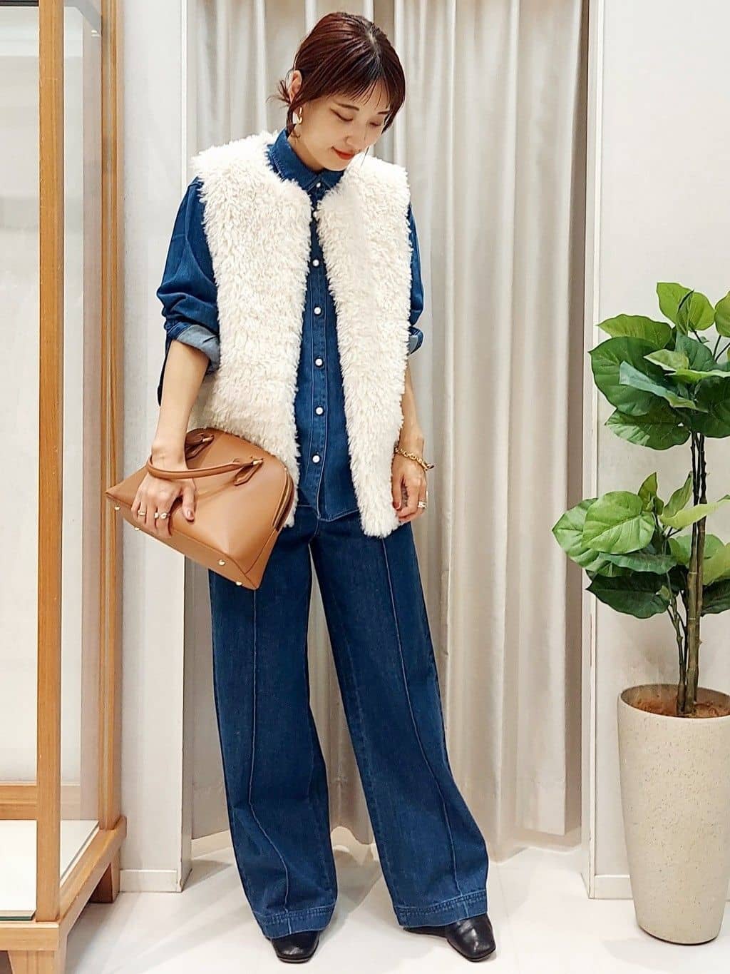 MIYAMOTOさんの「UNTITLED｜【追加8／名品】2WAYポケットボストンバッグ」を使ったコーディネート