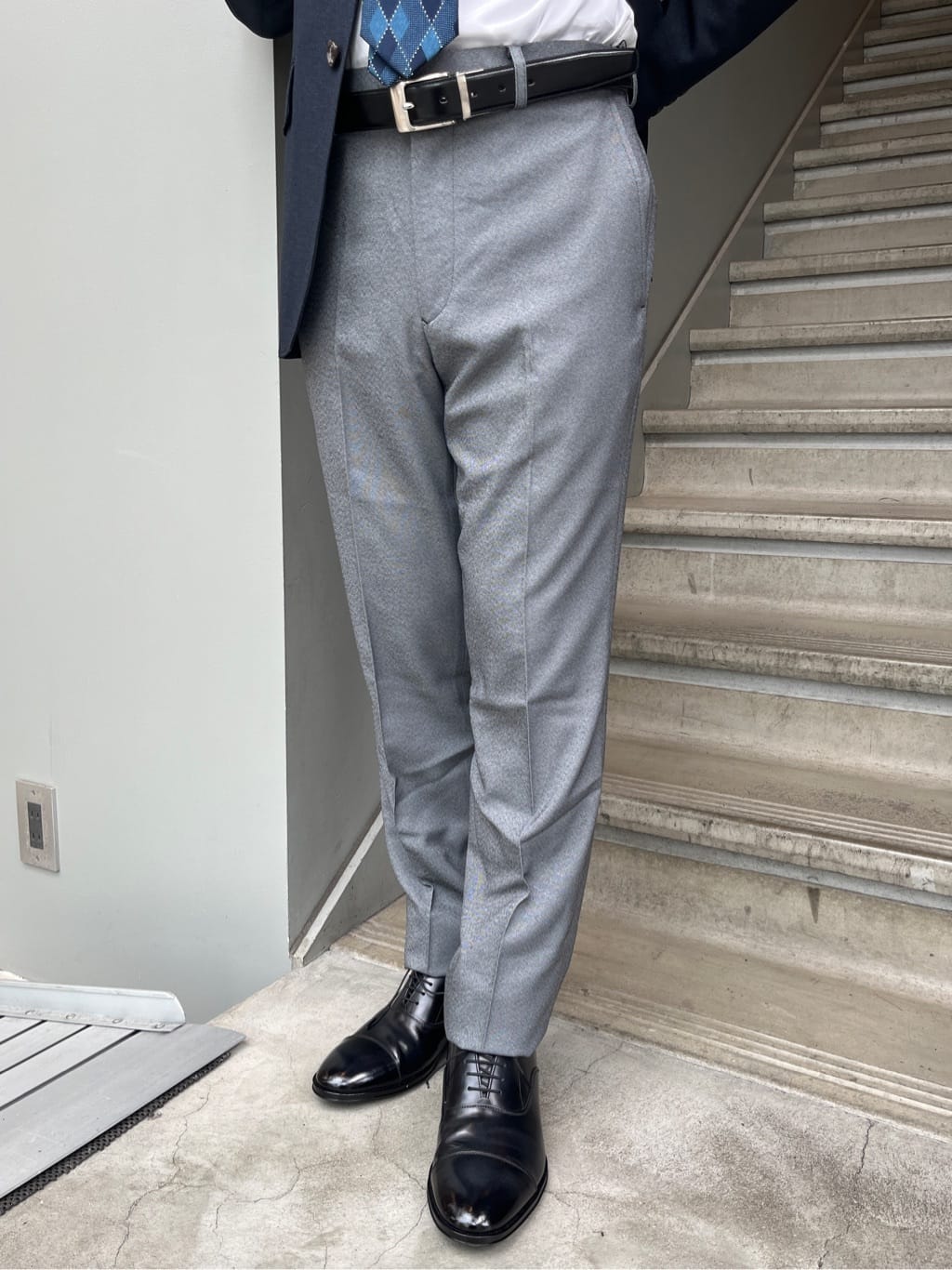 かずさんの「TAKEO KIKUCHI｜【Made in JAPAN】ブロード レギュラーカラー ドレスシャツ」を使ったコーディネート
