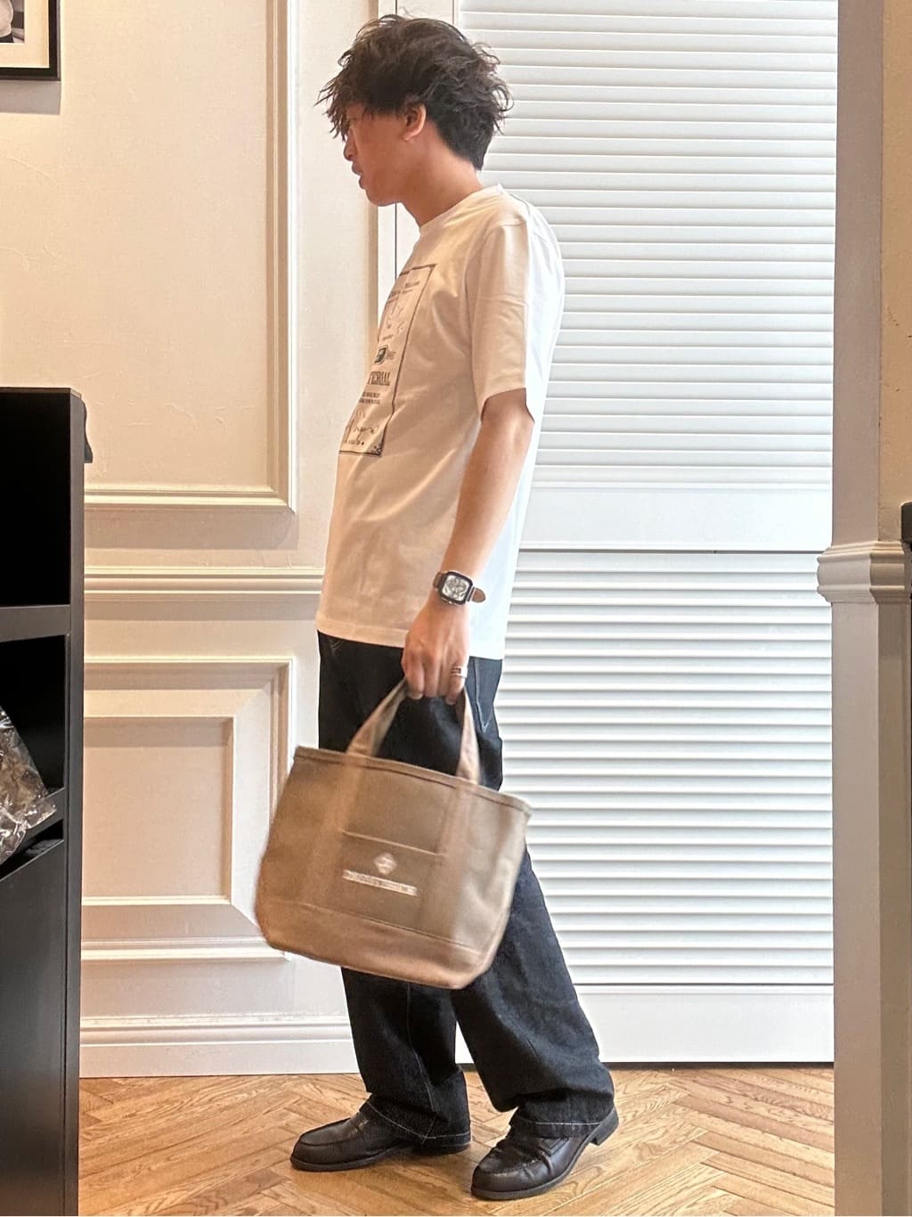 須田　慎二郎さんの「DRESSTERIOR｜【撥水加工/Safari5月号掲載】ローファー」を使ったコーディネート