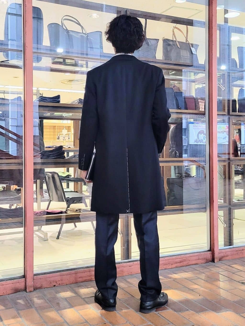 piroyaさんの「TAKEO KIKUCHI｜【Three by Three】シャイニーシャークピンヘッド スーツ/3ピース対応可」を使ったコーディネート