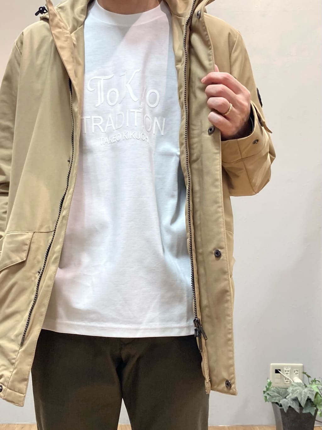 シュンさんの「TAKEO KIKUCHI｜【全7サイズ&times;8色展開！】トップマルチヘリンボン パンツ」を使ったコーディネート