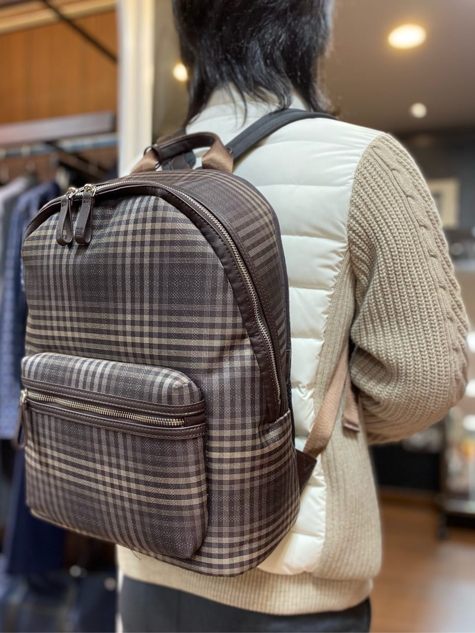 hazuさんの「TAKEO KIKUCHI｜【Made in JAPAN】播州織 ヘリンボン ストレート パンツ」を使ったコーディネート