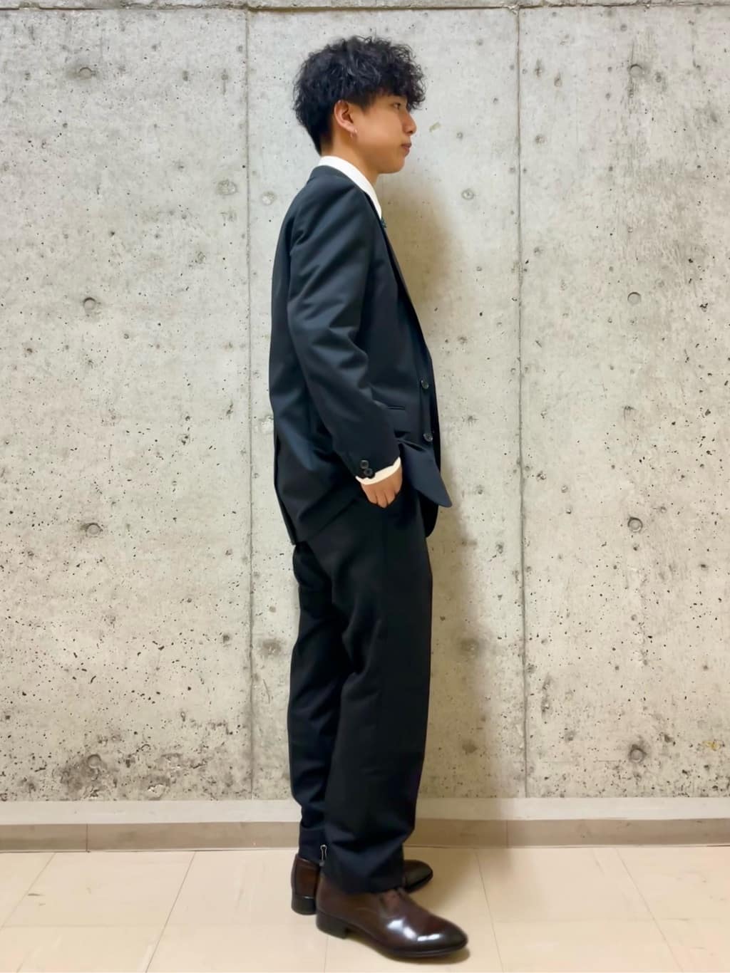 すずきさんの「TAKEO KIKUCHI｜【Made in JAPAN】ドビーストライプ ドレス シャツ」を使ったコーディネート