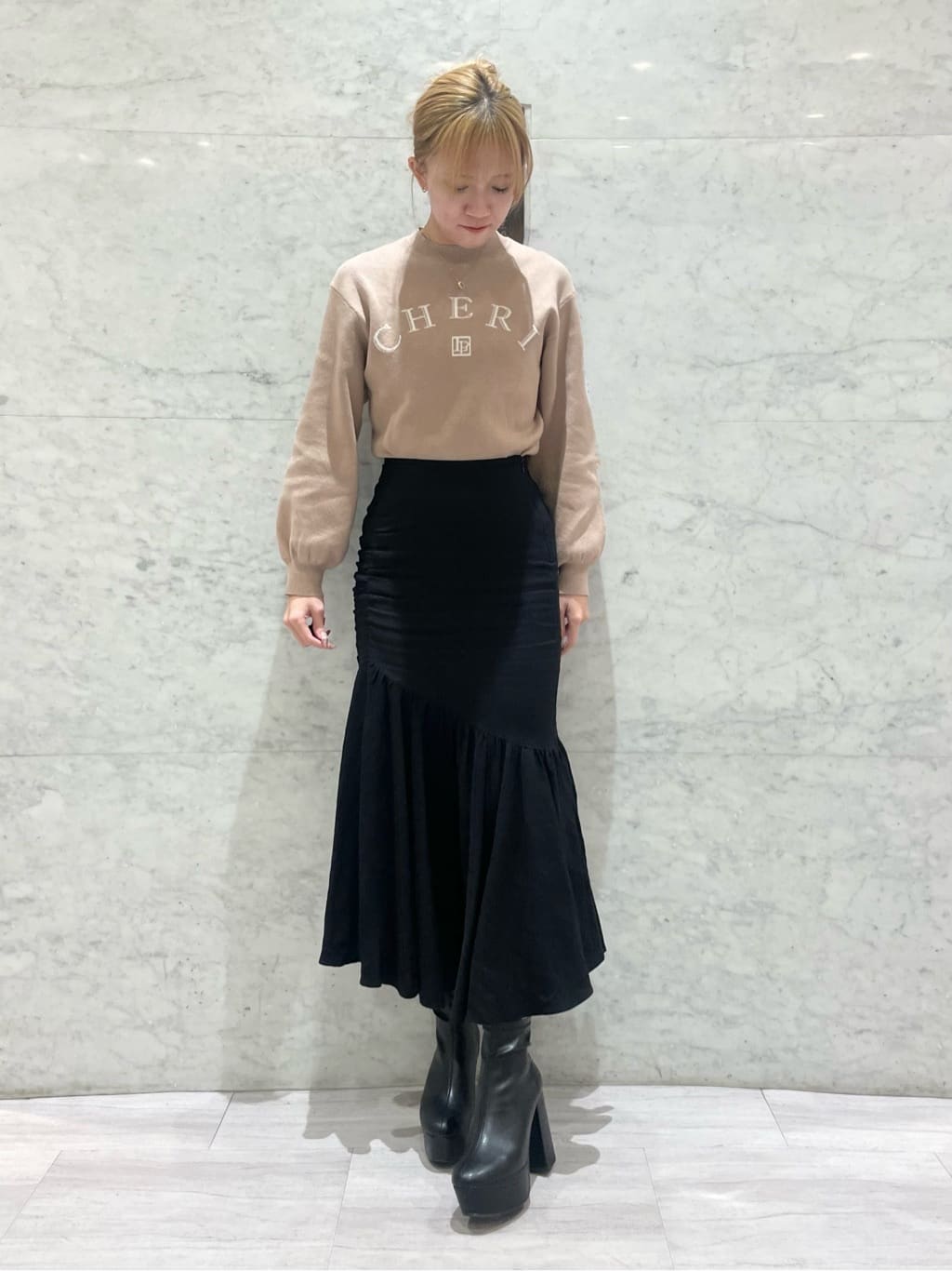 manamiさんの「ESPERANZA｜ラク盛りショートブーツ」を使ったコーディネート