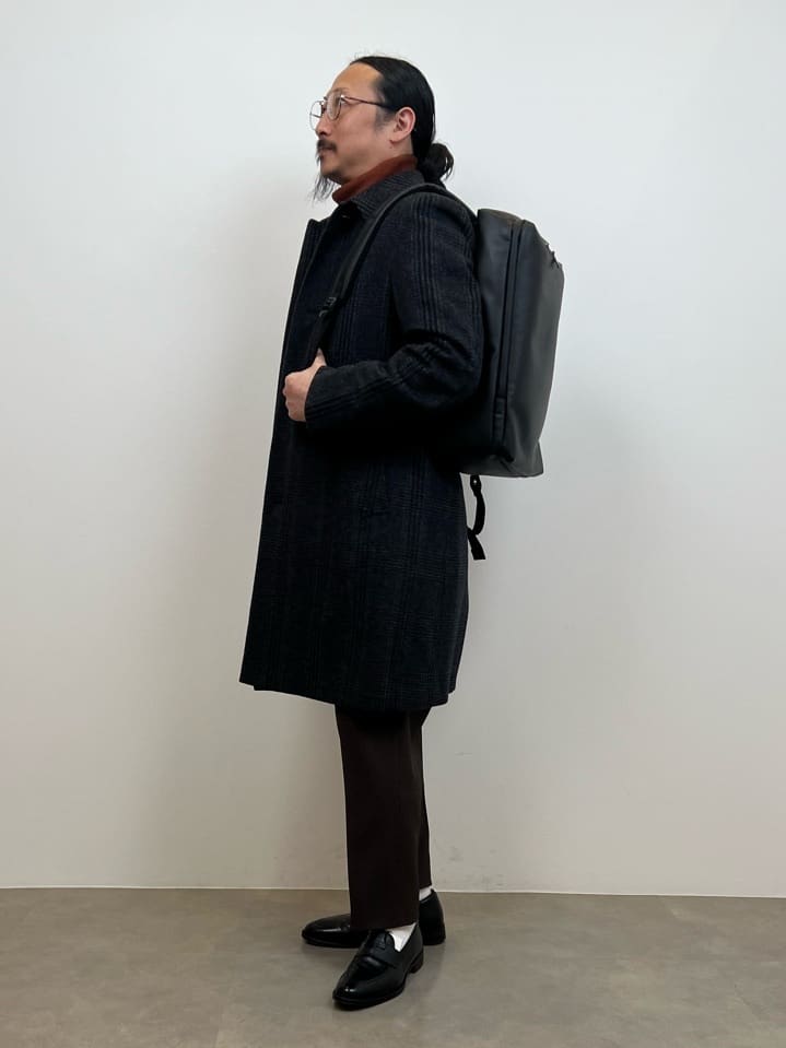 川口(髭長髪)さんの「TAKEO KIKUCHI｜【撥水】ライトウェイト バックパック」を使ったコーディネート