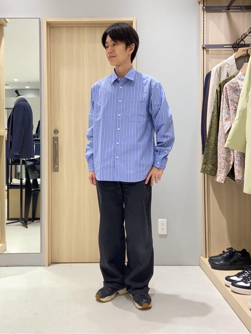 わいずみさんの「TAKEO KIKUCHI｜薄マチ スマート 大人　ワンショルダーバッグ」を使ったコーディネート