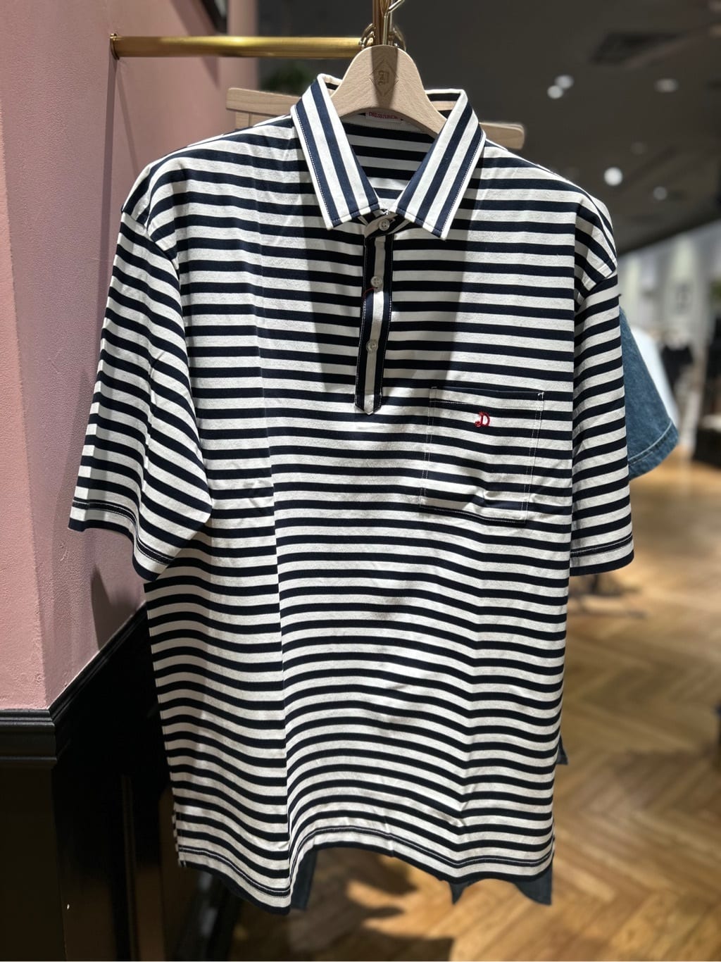 須田　慎二郎さんの「DRESSTERIOR｜」を使ったコーディネート
