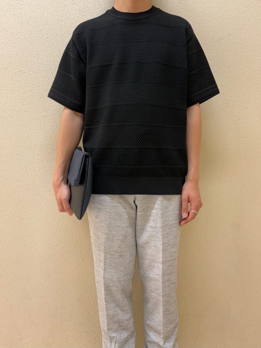 及川さんの「TAKEO KIKUCHI｜【尾州織】リネンブレンド メッシュパンツ」を使ったコーディネート
