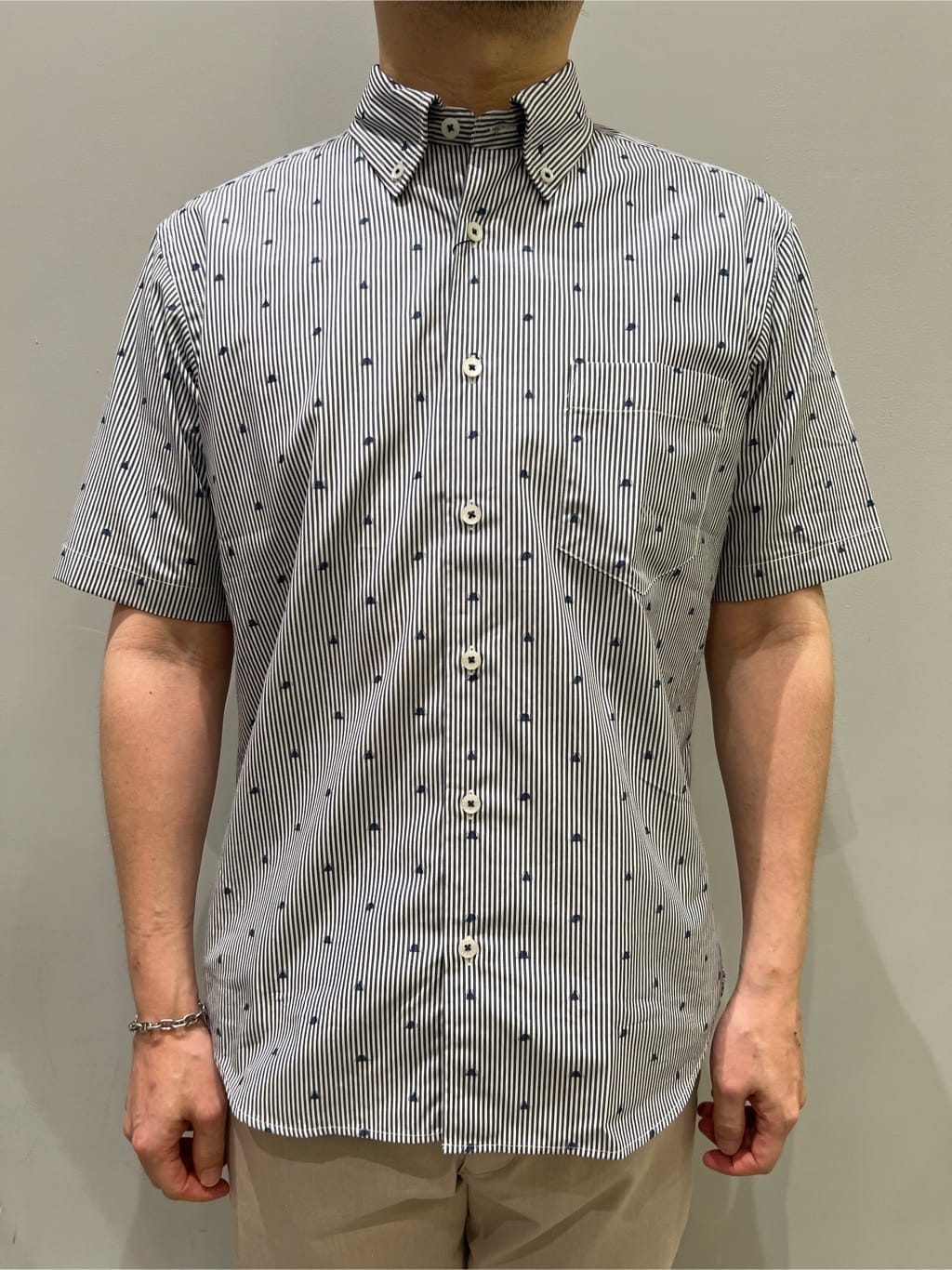SHOTAさんの「TAKEO KIKUCHI｜【全7サイズ&times;8色展開！】トップマルチヘリンボン パンツ」を使ったコーディネート