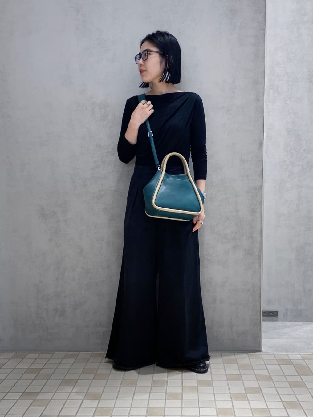 Uさんの「HIROKO HAYASHI｜PEPE CERCHIO（ペペ チェルキオ）ピアス」を使ったコーディネート