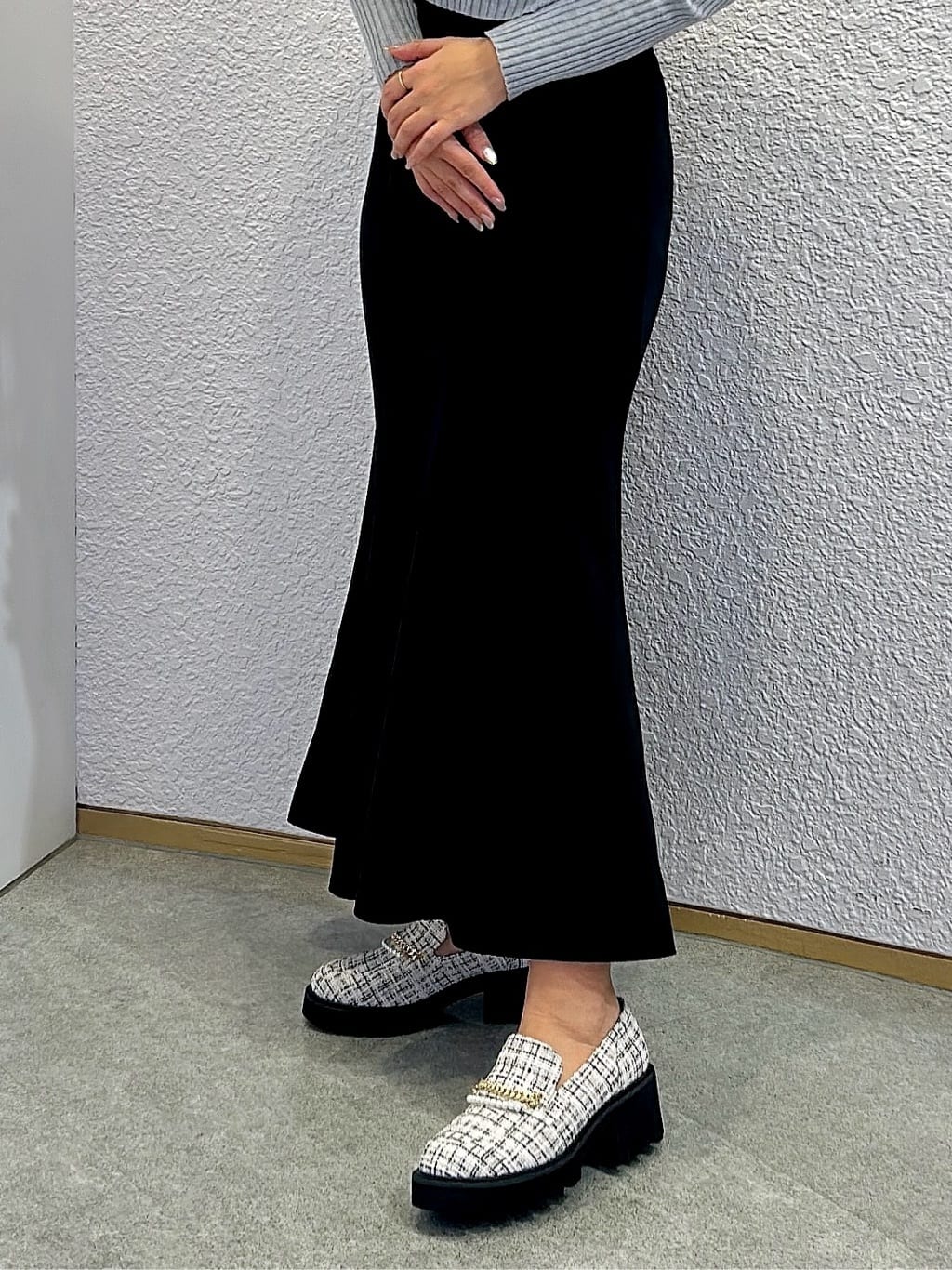 ハルさんの「ESPERANZA｜チェーン＆パール調モチーフローファー 24SS」を使ったコーディネート