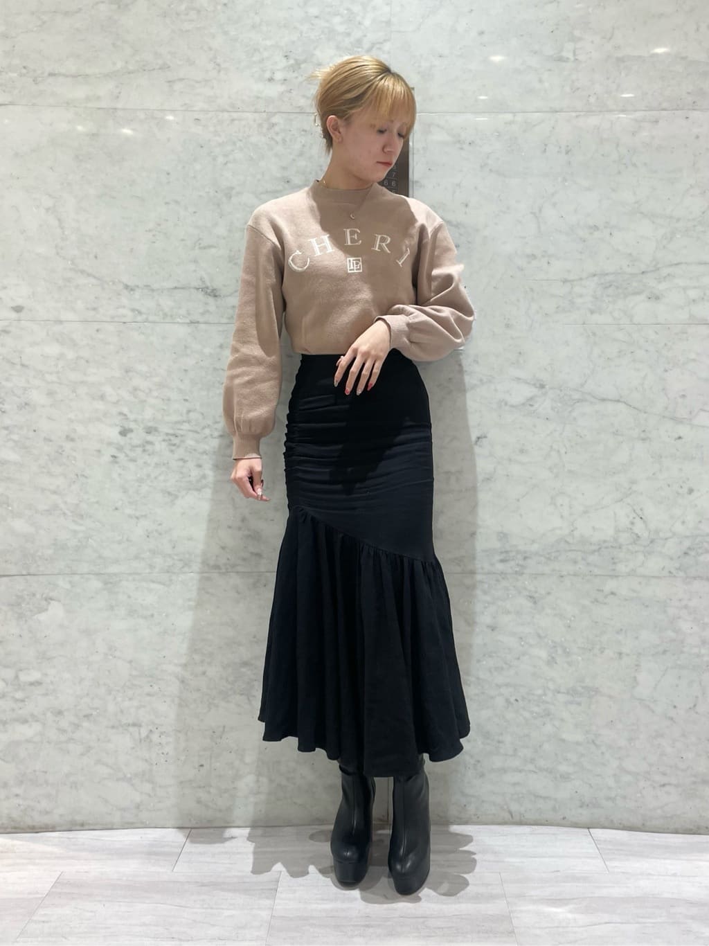 manamiさんの「ESPERANZA｜ラク盛りショートブーツ」を使ったコーディネート