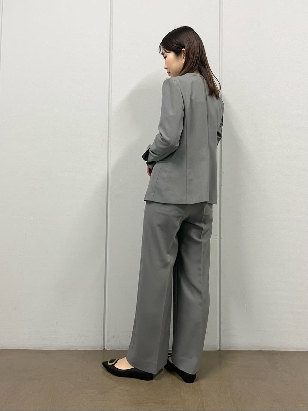 shokoさんの「INDIVI｜【定番スーツ／UVケア／洗える】ウール調ノーカラージャケット」を使ったコーディネート