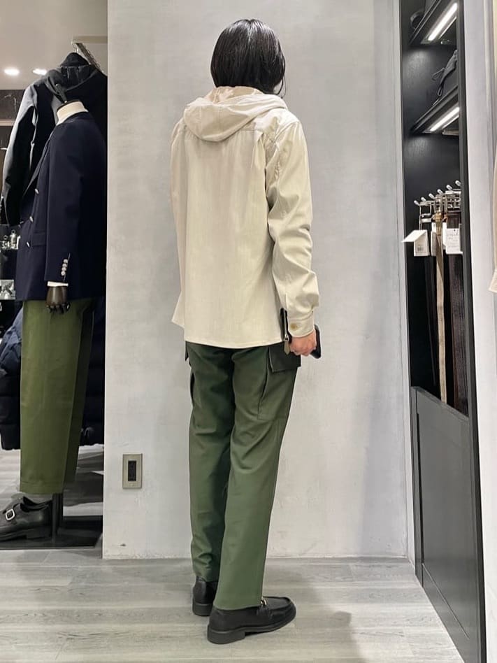 Tightさんの「TAKEO KIKUCHI｜アンティーク調レザー ラウンドファスナー 長財布」を使ったコーディネート