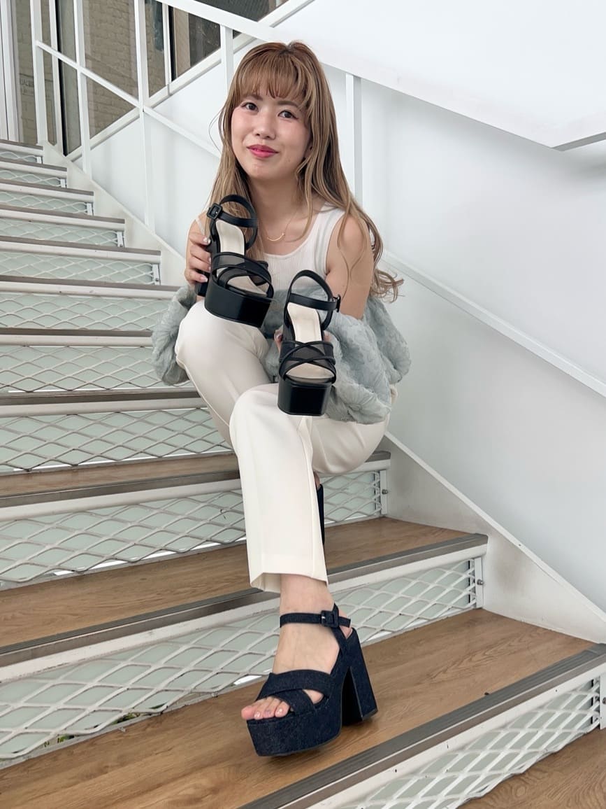 ayaさんの「ESPERANZA｜ラク盛り厚底サンダルⅢ」を使ったコーディネート