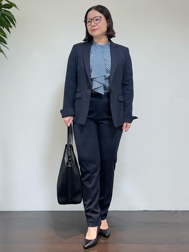 Asamiさんの「UNTITLED｜【洗える通勤スーツ】レジェールギャバ ストレッチテーラードジャケット」を使ったコーディネート