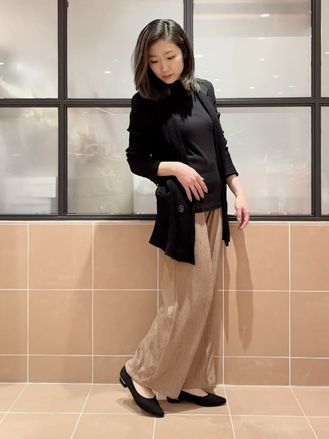 kaoriさんの「ESPERANZA｜《定番》晴雨兼用クッションフラットパンプス」を使ったコーディネート