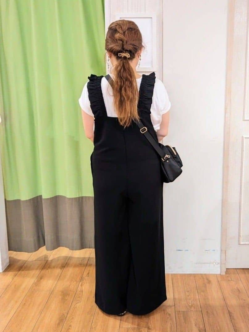 eさんの「SHOO･LA･RUE｜」を使ったコーディネート