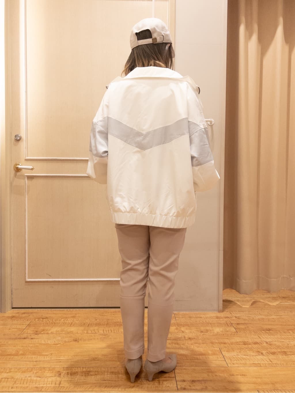Kawa-sanさんの「SHOO･LA･RUE｜【SS-3L/無理せずスリム】 ぐんぐん伸びる イージーテーパードパンツ」を使ったコーディネート