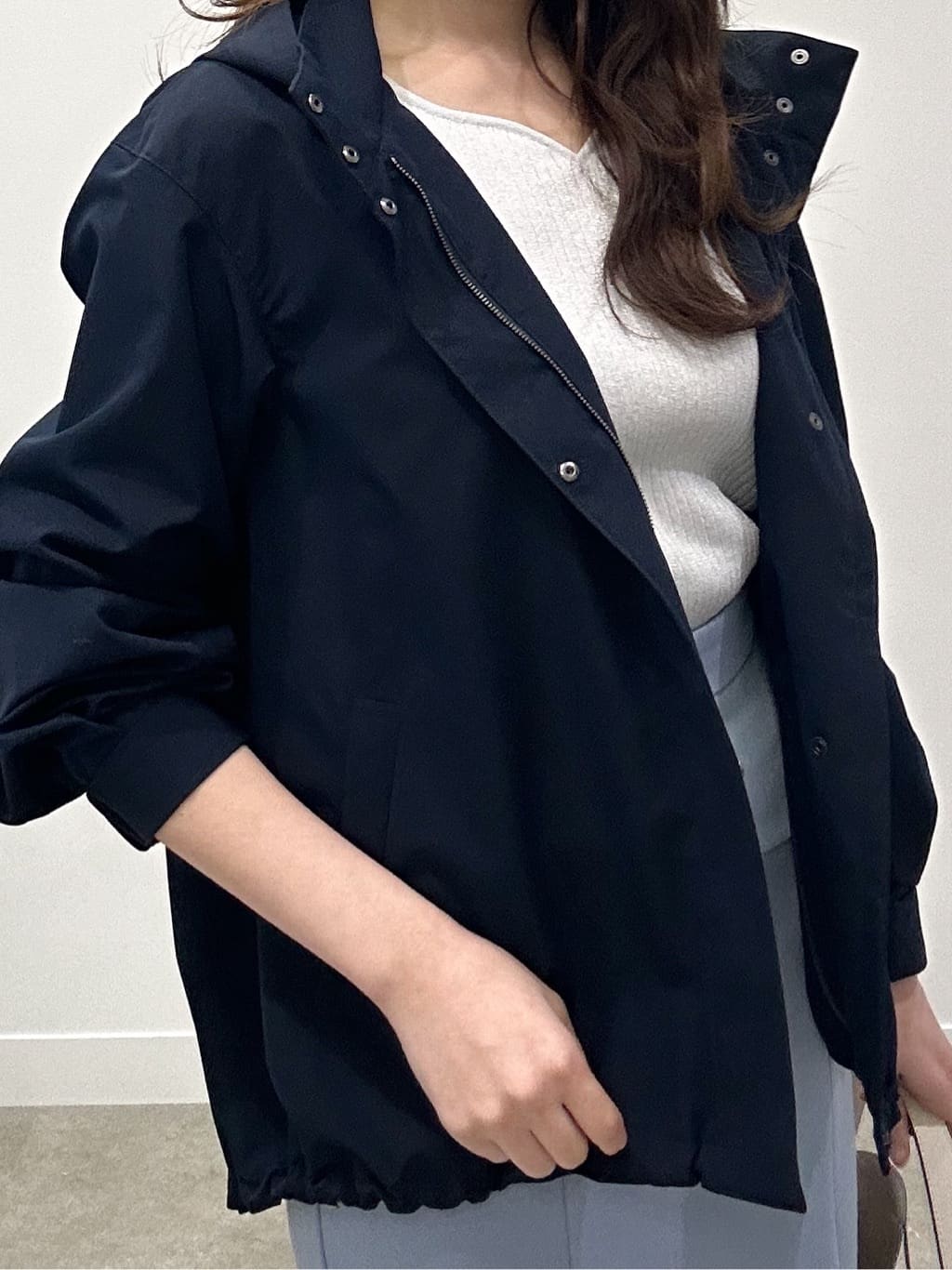 hayaseさんの「COUP DE CHANCE｜【洗える】上品に華やぐラメニット」を使ったコーディネート