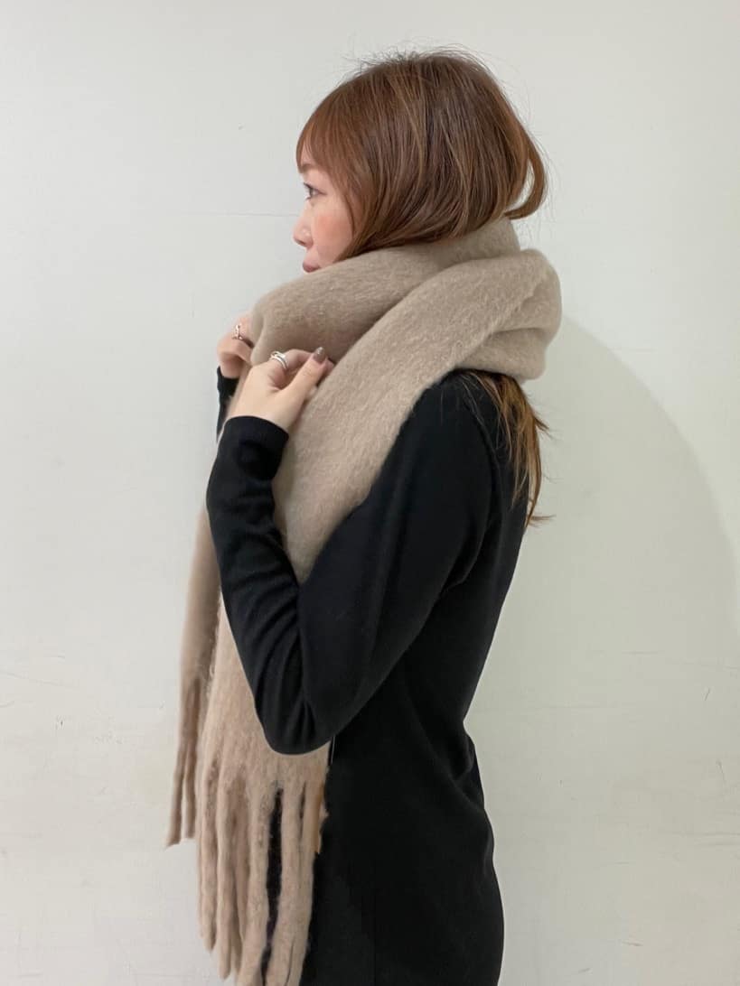 maiさんの「ESPERANZA｜アレンジしやすい250cm カラフルボリュームストールマフラー　累計販売約5000枚【防寒／マフラー」を使ったコーディネート