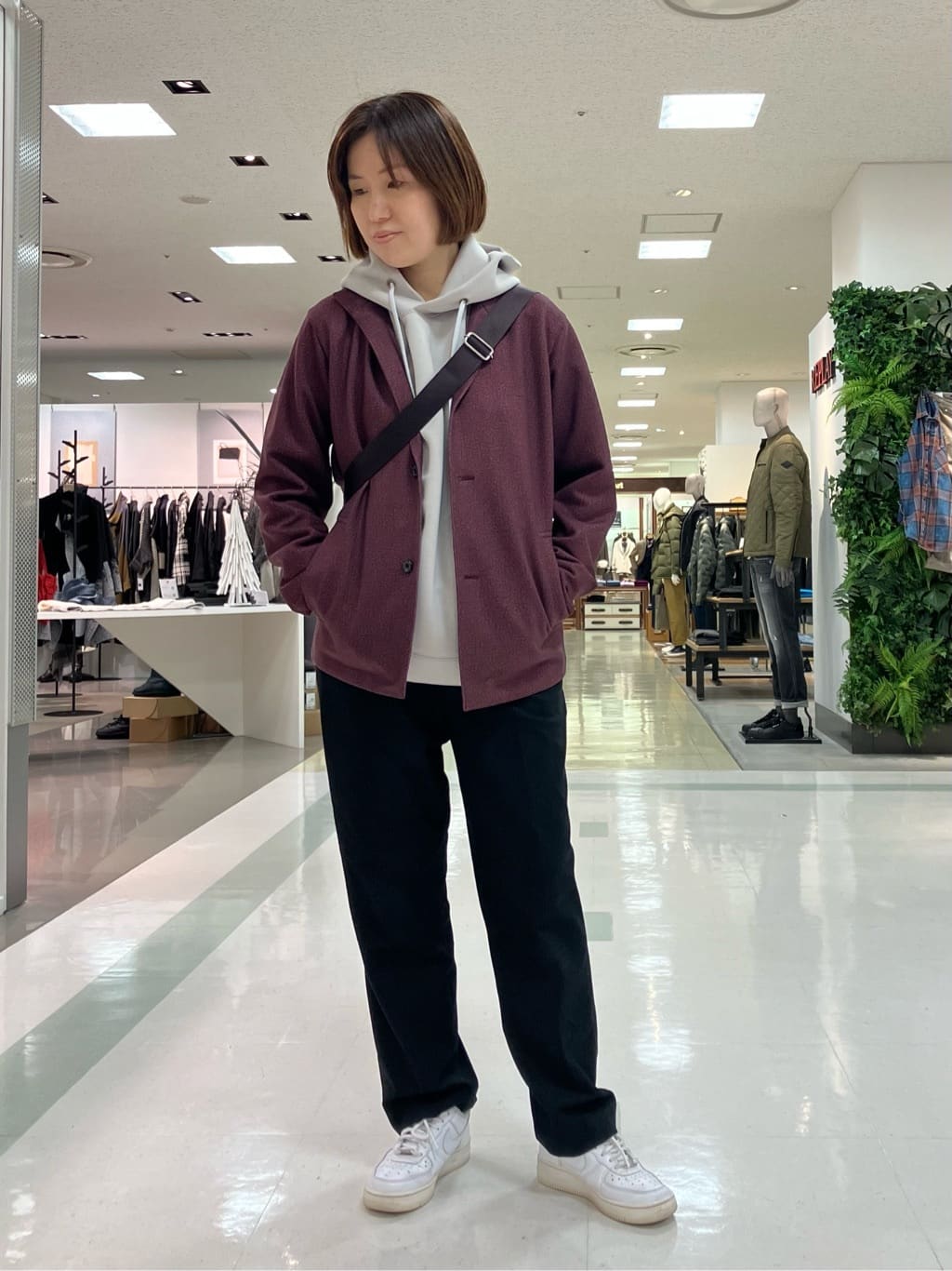みかさんの「TAKEO KIKUCHI｜【DOWN FABRIC】ダウンファブリック スタンドカラーブルゾン」を使ったコーディネート