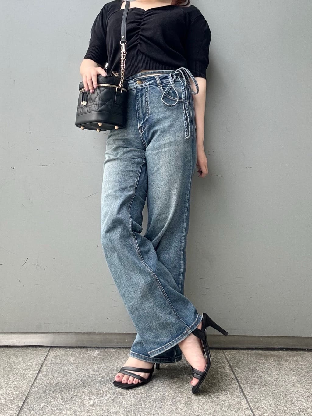 まっきーさんの「ESPERANZA｜キルティングバニティ3WAYショルダー」を使ったコーディネート