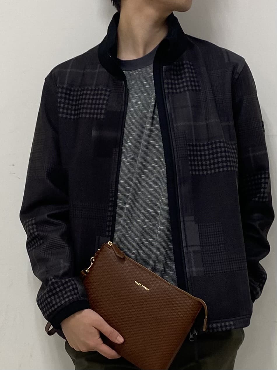 shoumaさんの「TAKEO KIKUCHI｜【全7サイズ&times;8色展開！】トップマルチヘリンボン パンツ」を使ったコーディネート