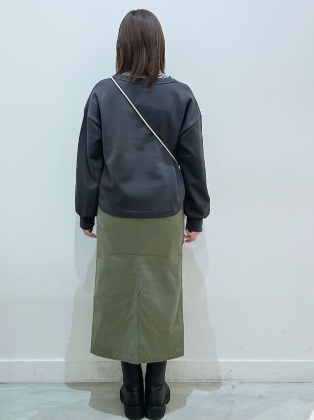 suzukaさんの「OPAQUE.CLIP｜オーガニックコットン混 ベイカースカート【洗濯機洗い可／ストレッチ】」を使ったコーディネート