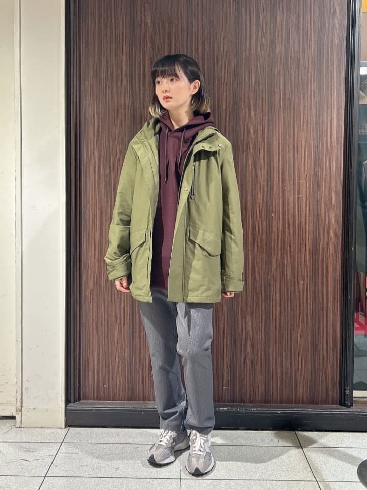 さやさんの「TAKEO KIKUCHI｜【Sサイズ～】エアダン プルオーバー パーカ」を使ったコーディネート