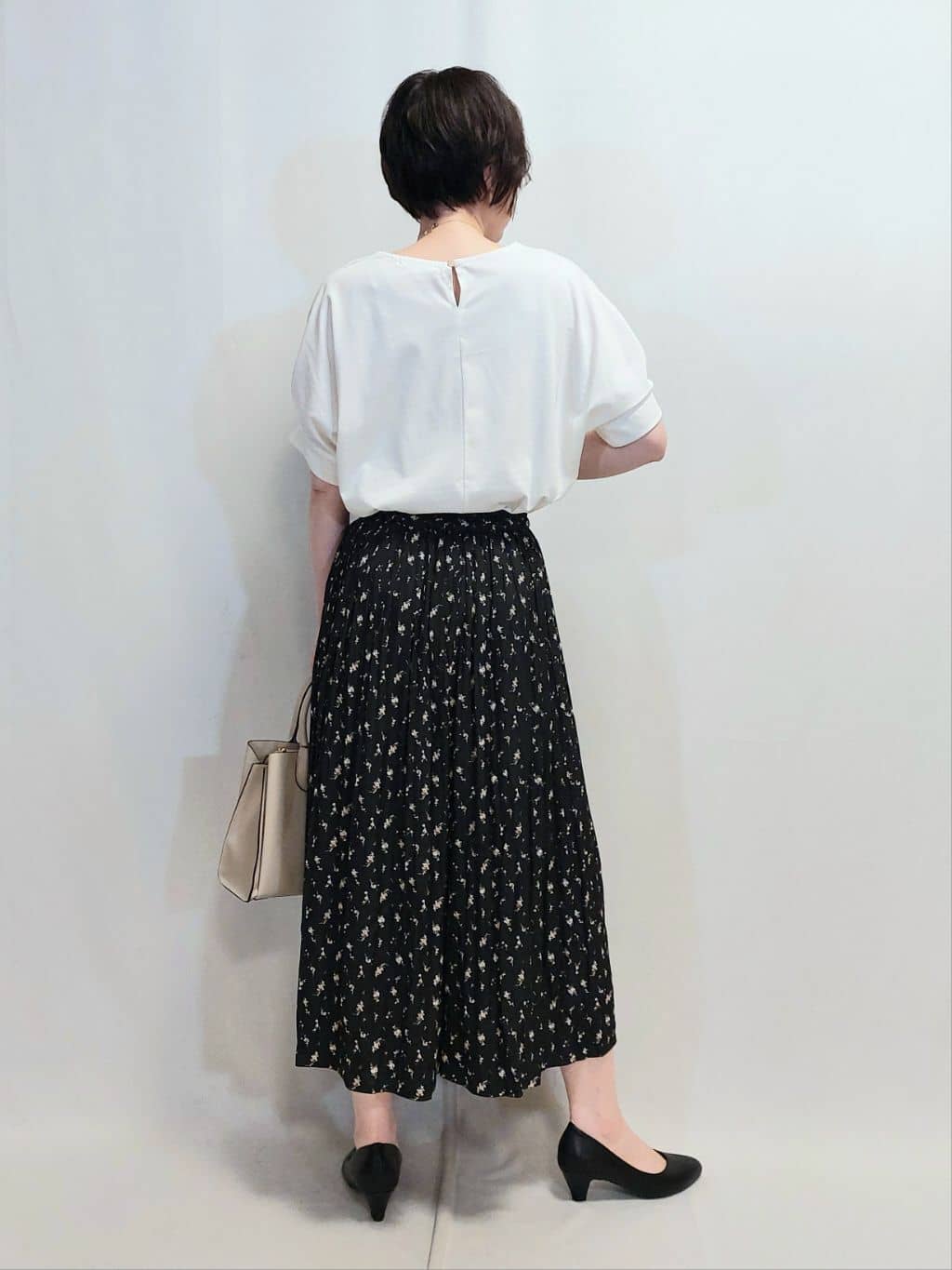 aidaさんの「grove｜【人間工学】つつまれフィットパンプス【入卒対応可】」を使ったコーディネート