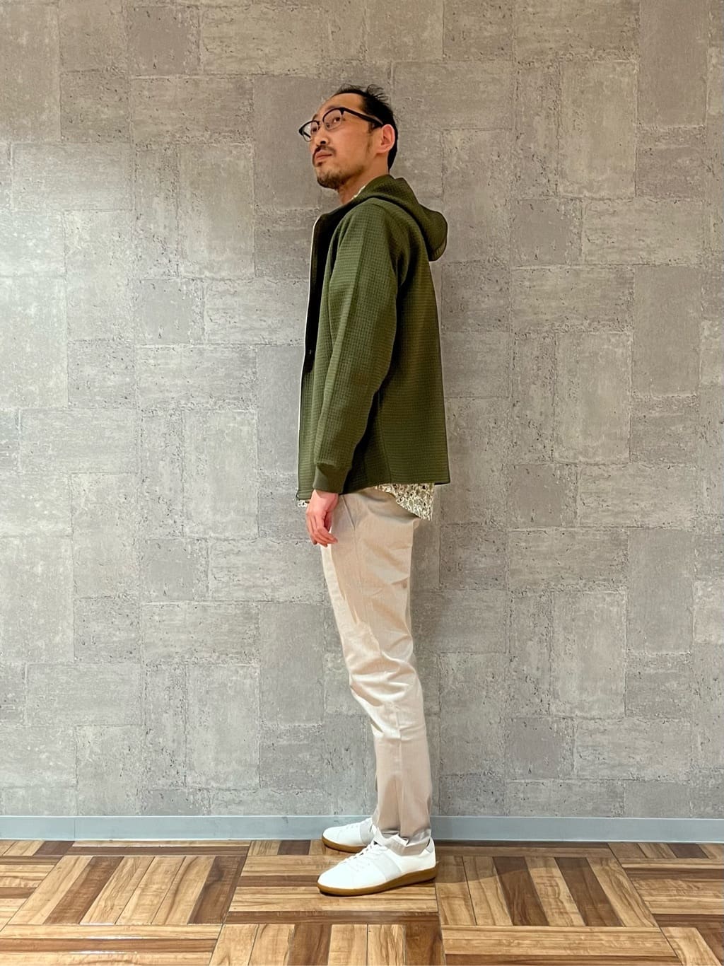セッキーさんの「TAKEO KIKUCHI｜【全7サイズ&times;8色展開！】トップマルチヘリンボン パンツ」を使ったコーディネート