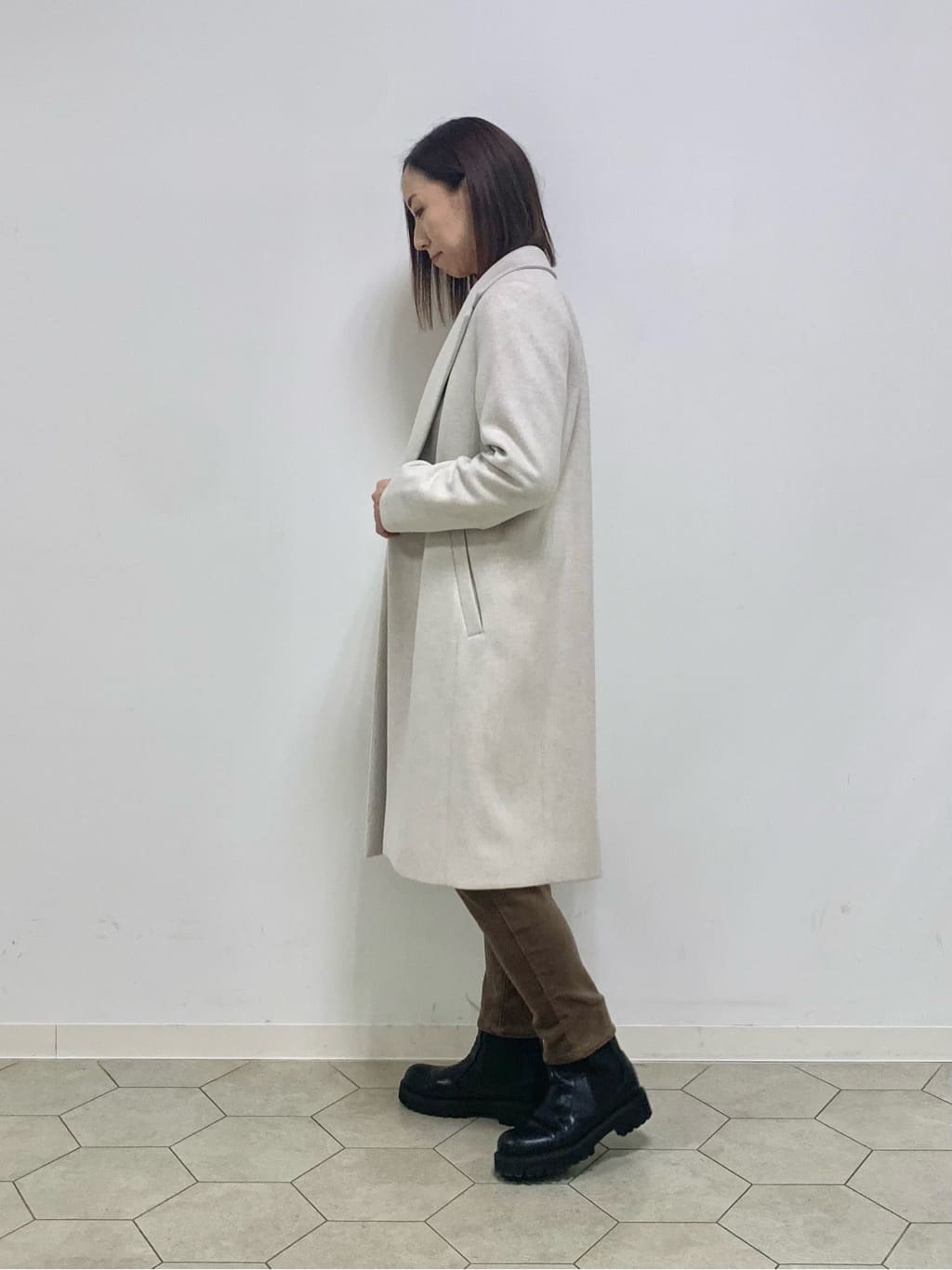 yurinaさんの「INDIVI｜【定番人気！/名品コート/日本製】ウール100%チェスターコート」を使ったコーディネート